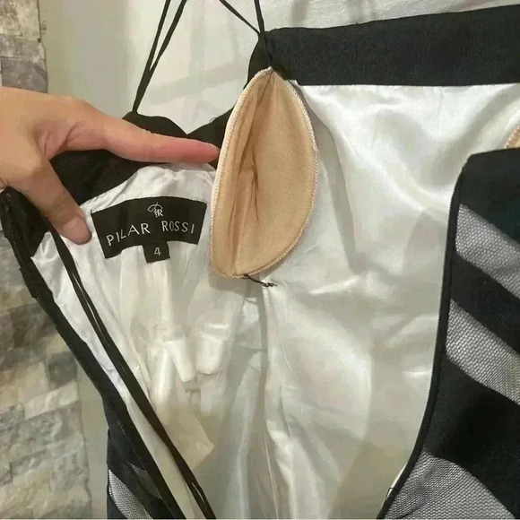 90s designer Pilar Rossi Couture Gown. Size 4 - Picture 9 of 13